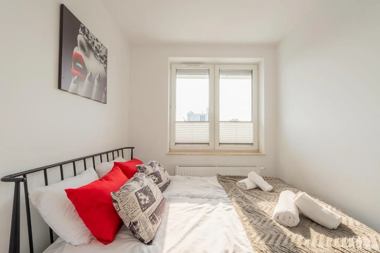 Horyzont Apartamenty - Osiedle Bursztynowe Kolobrzeg 0*,  Poland